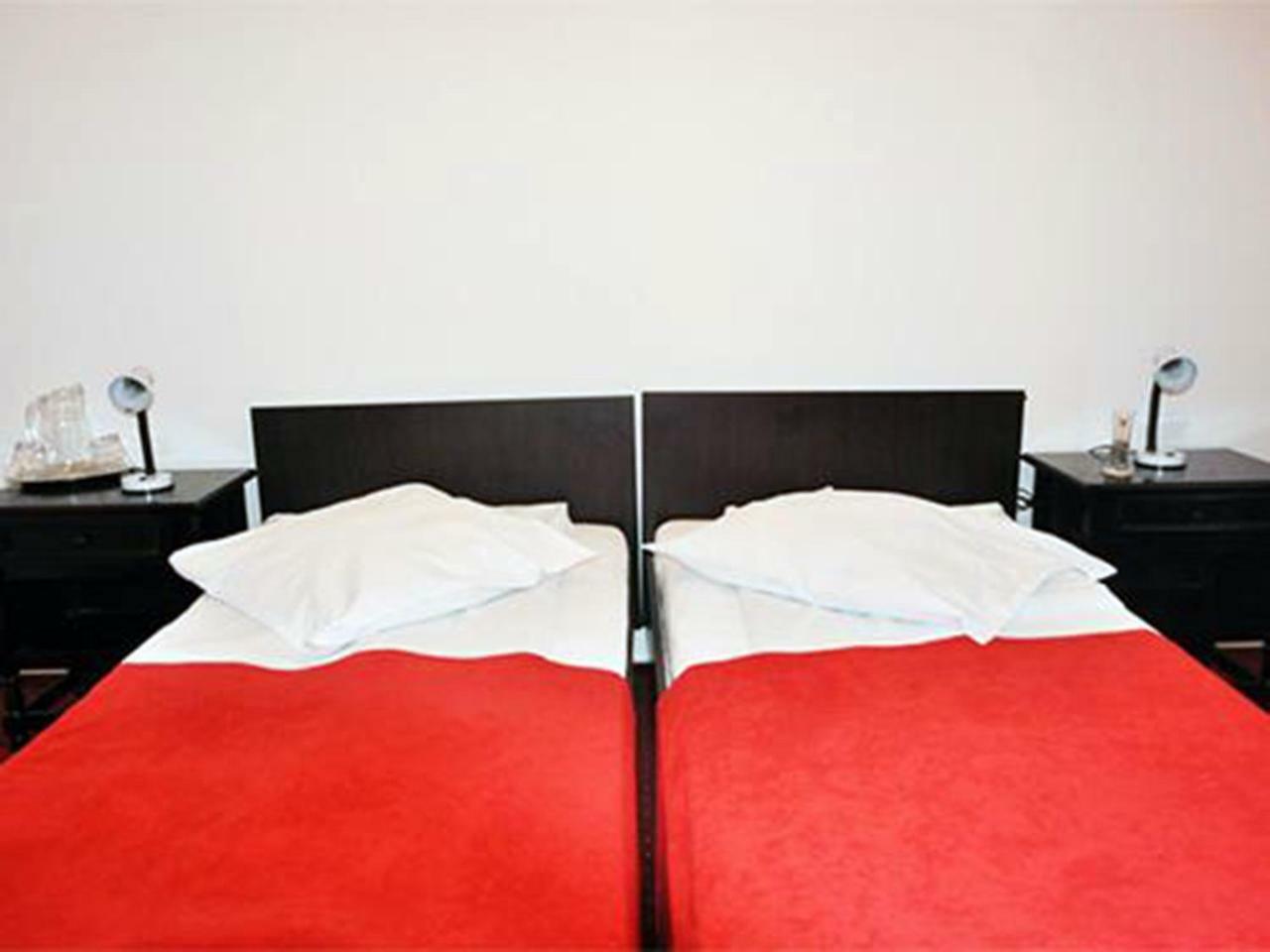 Hotel Central Călimăneşti Zewnętrze zdjęcie